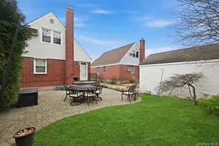 175 Locust St, Floral Park, NY 11001 - Photo 30