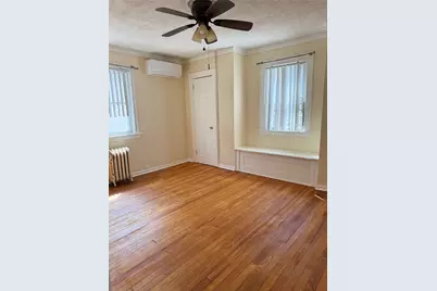 9418 225th Street, Queens Village, NY 11428 - Photo 4