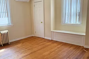 94-18 225th St, Queens Village, NY 11428 - Photo 4