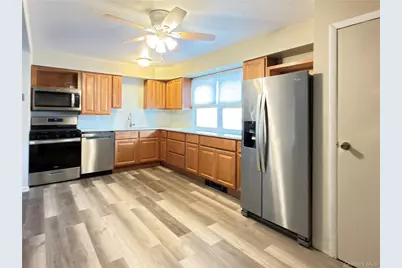 27 Peter Way, Kiamesha Lake, NY 12751 - Photo 4