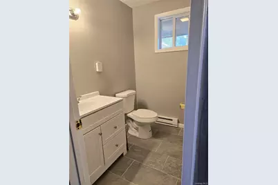 27 Peter Way, Kiamesha Lake, NY 12751 - Photo 8