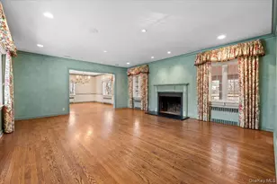 2 Hickory Hill, Roslyn, NY 11576 - Photo 4