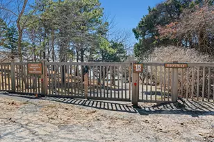 27 Atterbury Rd, Southampton, NY 11968 - Photo 24