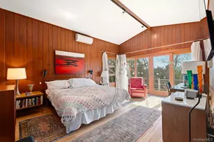 27 Atterbury Rd, Southampton, NY 11968 - Photo 8