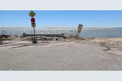 27 Atterbury Road, Southampton, NY 11968 - Photo 28