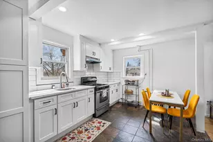 114-45 139th St, Jamaica, NY 11436 - Photo 8
