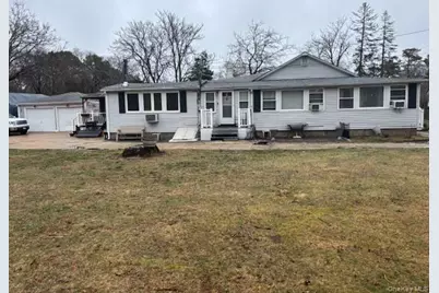 112 Priscilla Avenue, Riverhead, NY 11901 - Photo 4