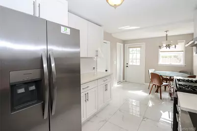 24 High Street, Locust Valley, NY 11560 - Photo 14