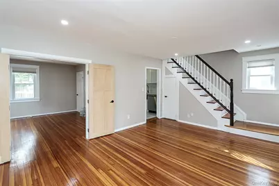 24 High Street, Locust Valley, NY 11560 - Photo 6