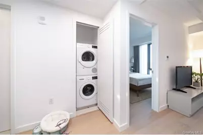 33-71 Prince Street #14L, Flushing, NY 11354 - Photo 6