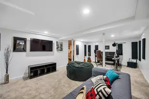 655 Joy Blvd, Baldwin, NY 11510 - Photo 14