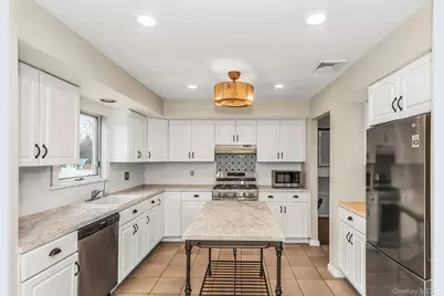 5 Nita Street, East Northport, NY 11731 - Photo 10