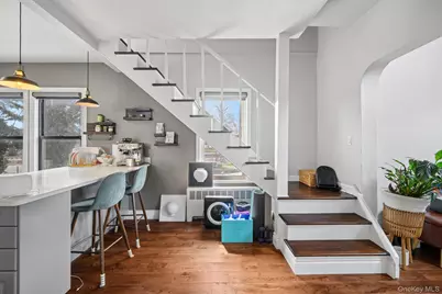 6017 172nd Street, Fresh Meadows, NY 11365 - Photo 4