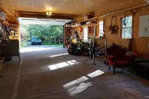 26 Maple Ave, Kauneonga Lake, NY 12749 - Photo 8