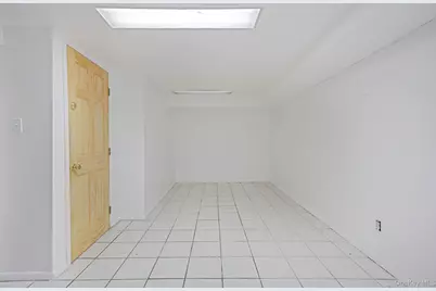 600 Astor Street, Elmont, NY 11003 - Photo 32