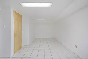 600 Astor St, Elmont, NY 11003 - Photo 32