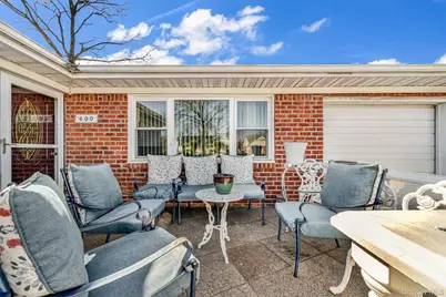 600 Astor Street, Elmont, NY 11003 - Photo 4