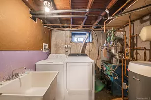 600 Astor St, Elmont, NY 11003 - Photo 20