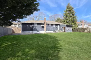 174 Shelby Ave, Holbrook, NY 11741 - Photo 22