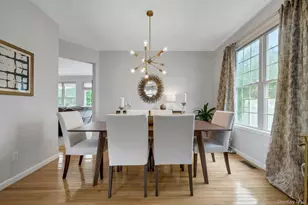 33 Valimar Blvd, White Plains, NY 10603 - Photo 8