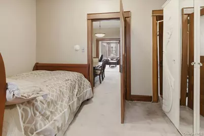 6051 68th Avenue, Ridgewood, NY 11385 - Photo 22