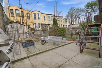 6051 68th Avenue, Ridgewood, NY 11385 - Photo 26