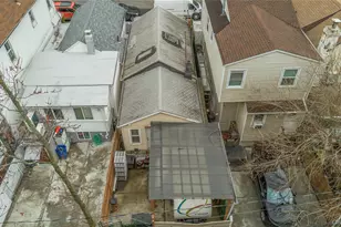 1120 Banner Ave, Brooklyn, NY 11235 - Photo 36