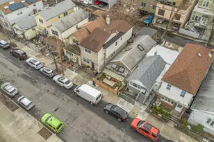 1120 Banner Ave, Brooklyn, NY 11235 - Photo 38