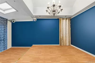 1120 Banner Avenue, Brooklyn, NY 11235 - Photo 8