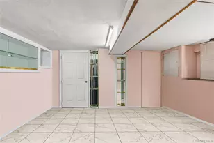 1120 Banner Ave, Brooklyn, NY 11235 - Photo 24