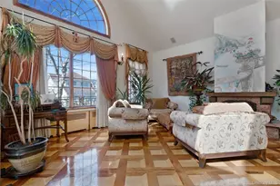 4-18 Beach 145th St, Neponsit, NY 11694 - Photo 4