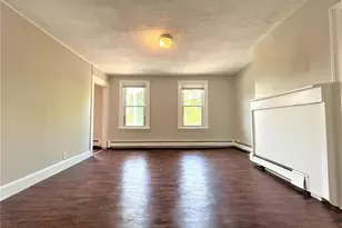 83 Albany St, Poughkeepsie, NY 12601 - Photo 12