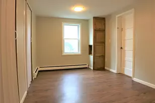 83 Albany St, Poughkeepsie, NY 12601 - Photo 8