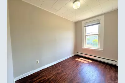 83 Albany Street, Poughkeepsie, NY 12601 - Photo 16