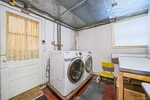 281 E 57th St, Brooklyn, NY 11203 - Photo 32