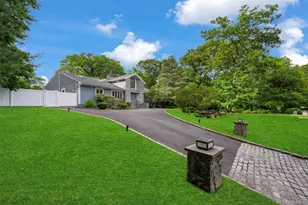 90 Belvedere Dr, Syosset, NY 11791 - Photo 2