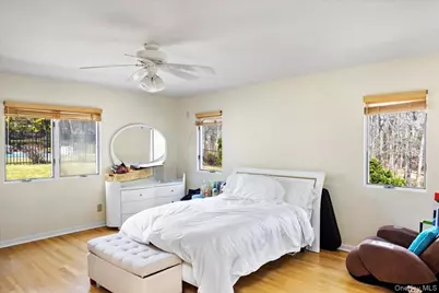 90 Belvedere Drive, Oyster Bay, NY 11791 - Photo 20