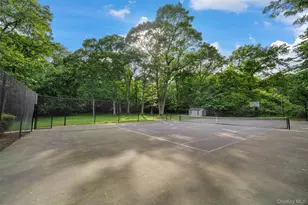 90 Belvedere Dr, Syosset, NY 11791 - Photo 48