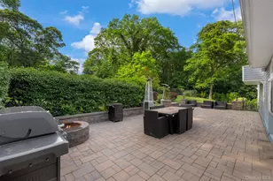 90 Belvedere Dr, Syosset, NY 11791 - Photo 40