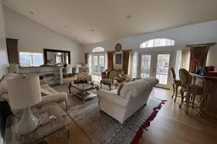 90 Belvedere Dr, Oyster Bay, NY 11791 - Photo 6