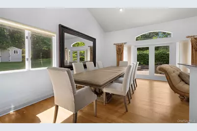 90 Belvedere Drive, Syosset, NY 11791 - Photo 12