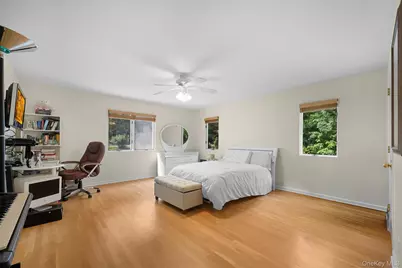 90 Belvedere Drive, Syosset, NY 11791 - Photo 22