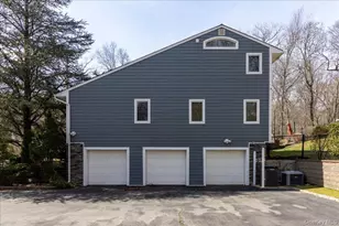 90 Belvedere Dr, Syosset, NY 11791 - Photo 22
