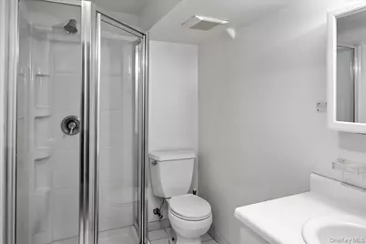 90 Belvedere Drive, Syosset, NY 11791 - Photo 20