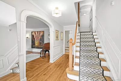 27 Valley Road, Scarsdale, NY 10583 - Photo 4