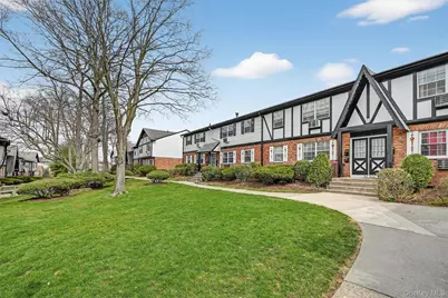 95 Parkside Drive, Suffern, NY 10901 - Photo 2