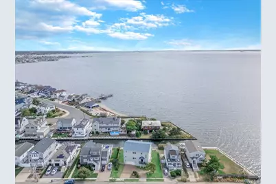 125 S Bay Drive, Babylon, NY 11702 - Photo 30