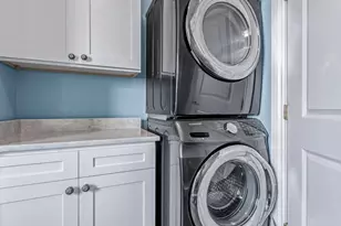 125 S Bay Dr, Babylon, NY 11702 - Photo 18