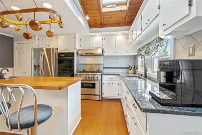 6 Mayflower Avenue, Massapequa Park, NY 11762 - Photo 14