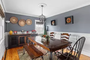 58 Roosevelt Ave, Glen Head, NY 11545 - Photo 4